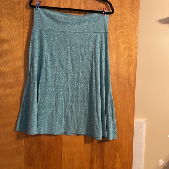 Azure skirts! - Picture 3 of 5